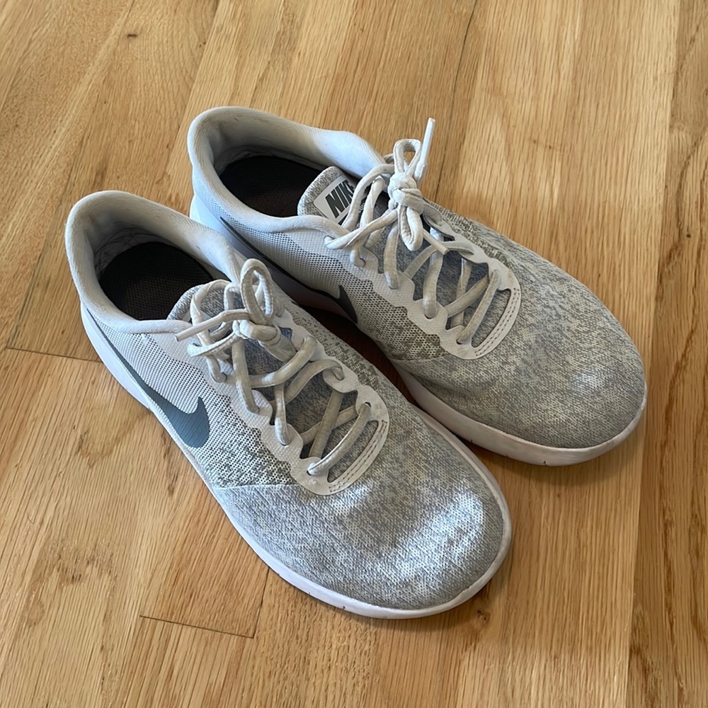 Grayish White Nike Flex Contact Sneaker